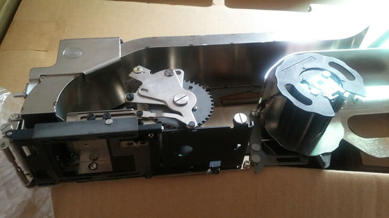 खरीदें JUKI 56mm फीडर SMT स्पेयर पार्ट्स JUKI FF568S फीडर E80017060B0 ऑनलाइन निर्माण